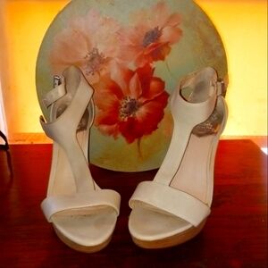 Vince camuto cream strappy sexy high heel shoes